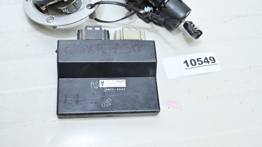 Suzuki GSXR 750 2011 - 2017 L1 - L7 Set Contact Chei Calculator ECU