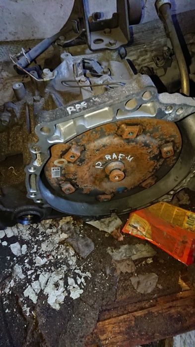 Запчасти Авенсис 250 Астана