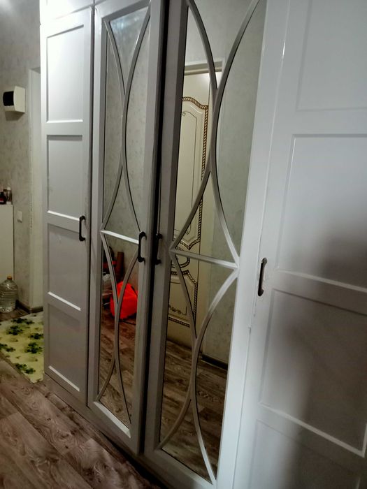 Продам шкаф прихожую