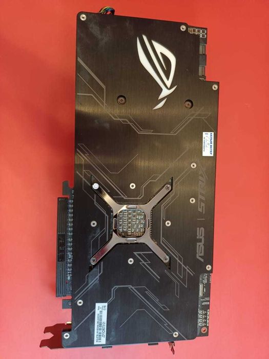 Видеокарта ASUS AMD Vega 64