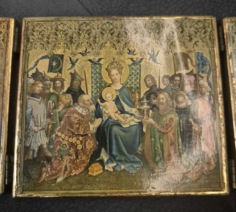 Стар религиозен триптих