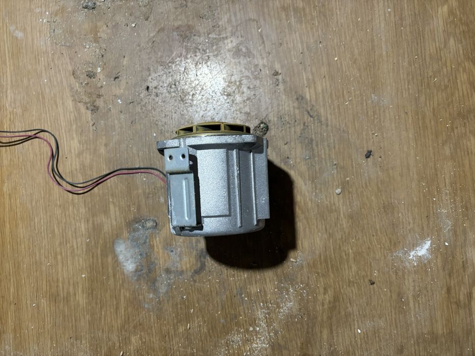 печка навиен, насос