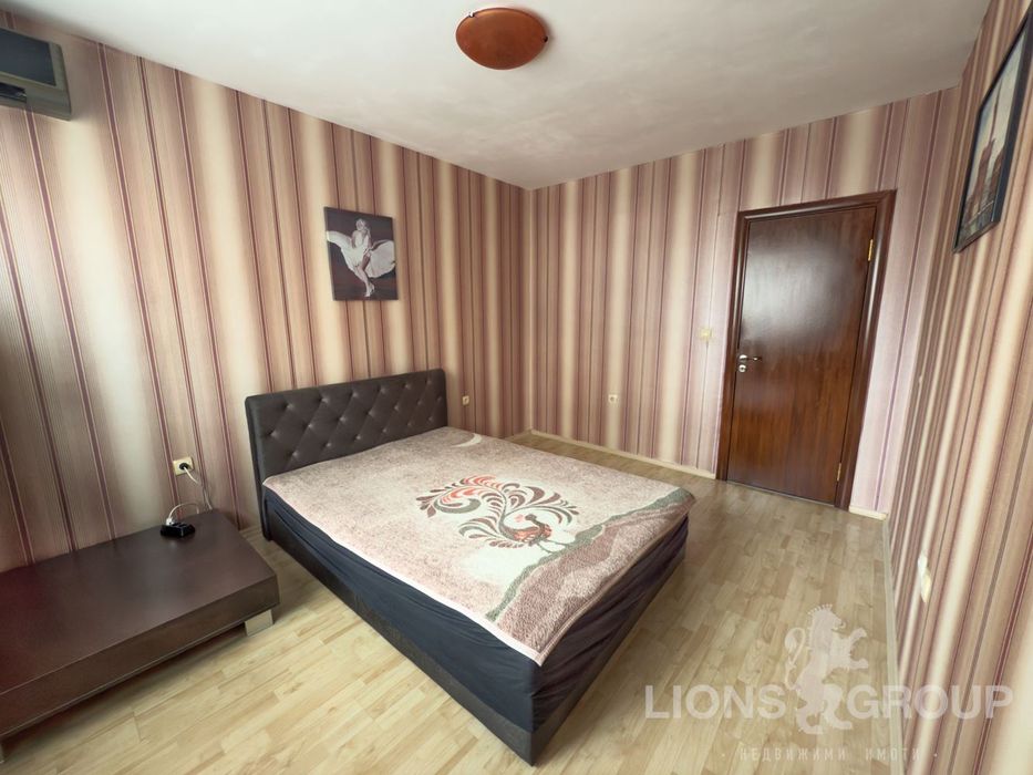 Продава се Тристаен апартамент в Варна, Христо Ботев - 80 кв.м за 2049 €/кв.м - Снимка #1