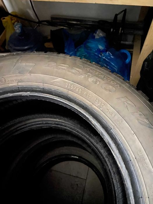 Шины PIRELLI (шипы) 225/60/17