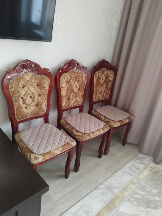 Стулья      6 штук