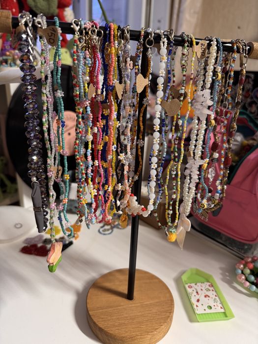 Бисер, бусины и все для рукоделия