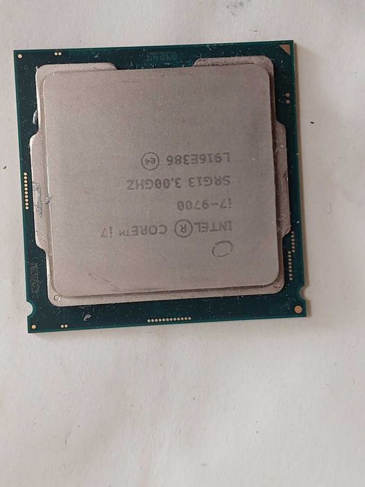 Intel Core i7 9700 и 9700F, 8-ядрени, LGA 1151