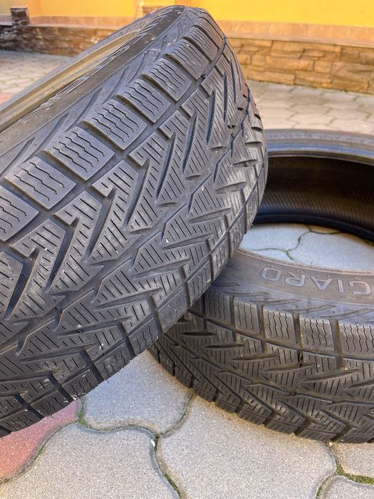 Vând anvelope Vredestein Giugiaro