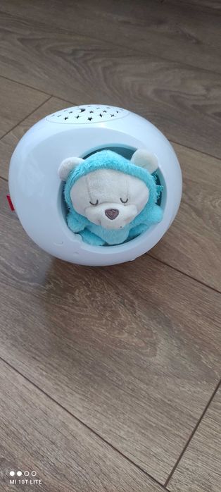 Нова музикална лампа-прожектор Fisher Price, с плюшена играчка