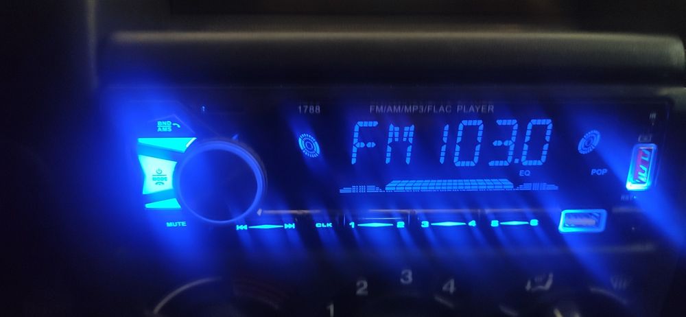 Автомагнитола с Bluetooth