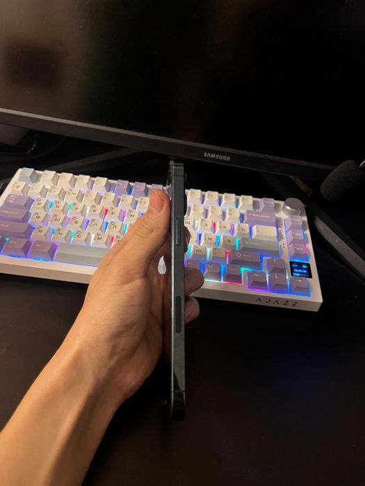 Айфон 12 про мах