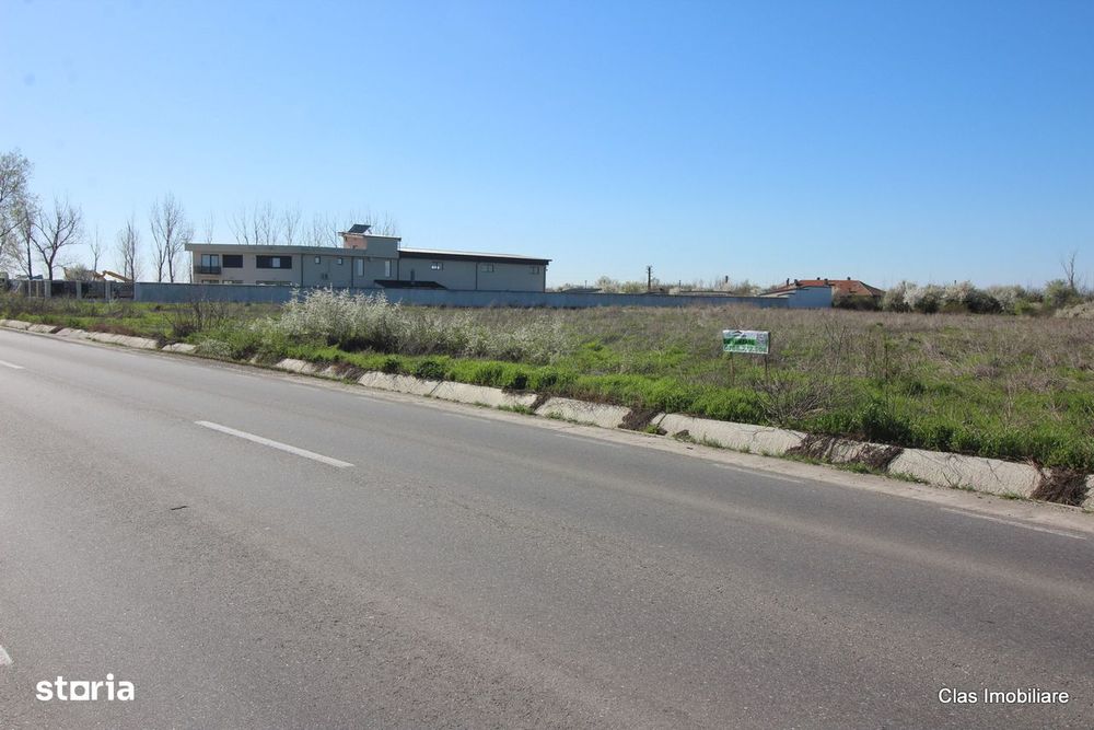 Teren spre Brebeni la strada principala cu deschidere generoasa !!