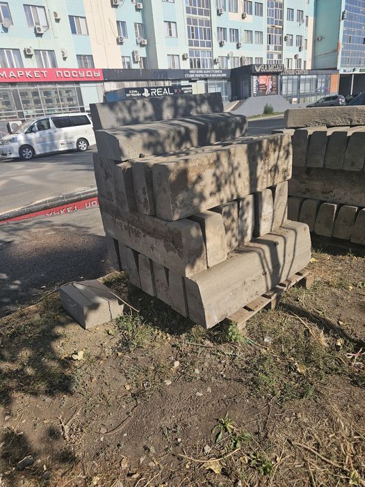 Продам бордюры б/ у