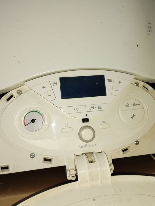 Vând Centrala Ariston