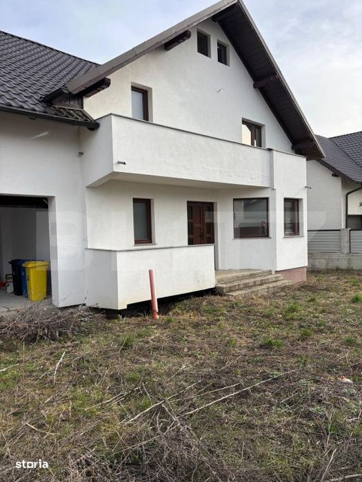 Casa spatioasa in Ipotesti – 180 mp, 5 dormitoare, garaj si terasa a
