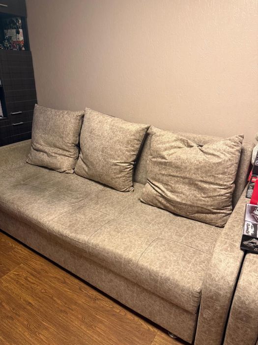 Отдам 2 дивана и 2 кресла