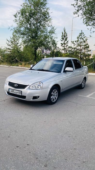 Продам Приору Люкс