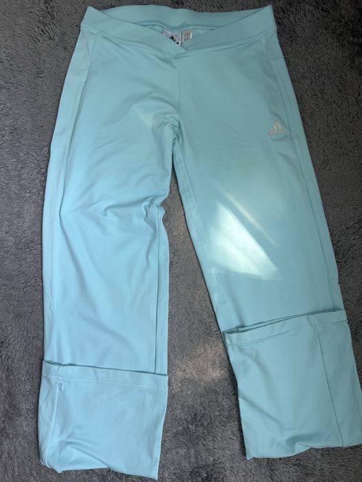 Pantaloni adidas marimea S