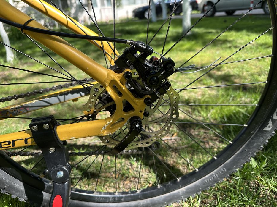Bicicleta MTB Carrera 27.5’’ Cadru M 18”