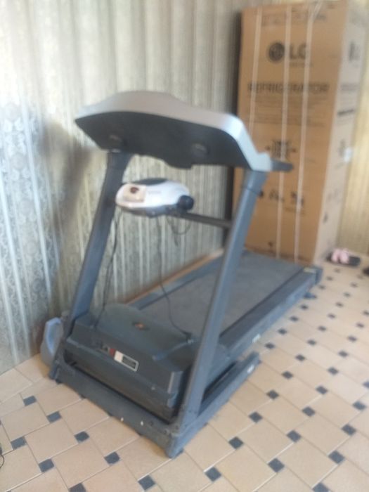 Begavoy daroshka sotiladi