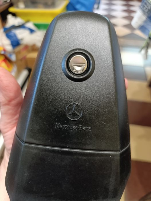 Багажник -греди Мерцедес W 204 C Класа -оригинален