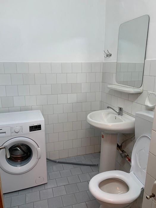 De vânzare  apartament 3 camere