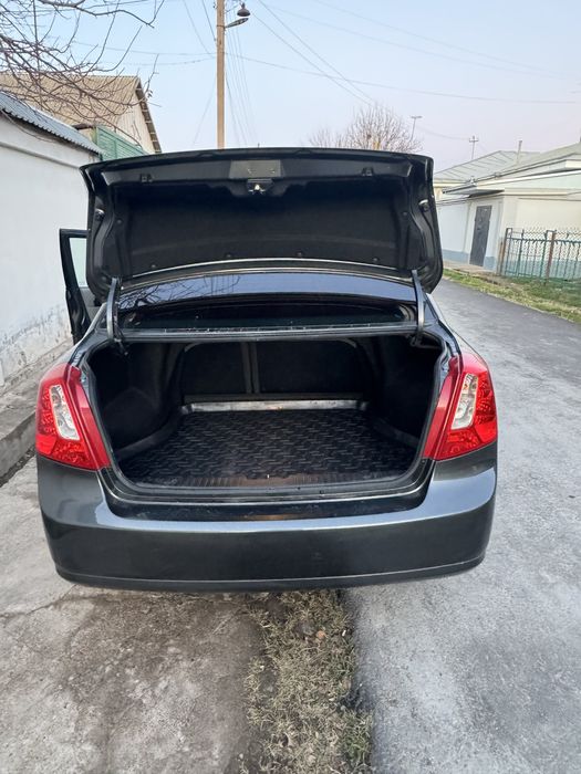 Продаю машину, мощинани сотвоман Chevrolet Gentra 2018