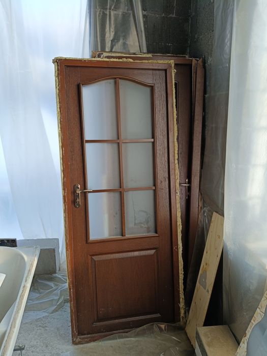 Межкомнатные двери б/у