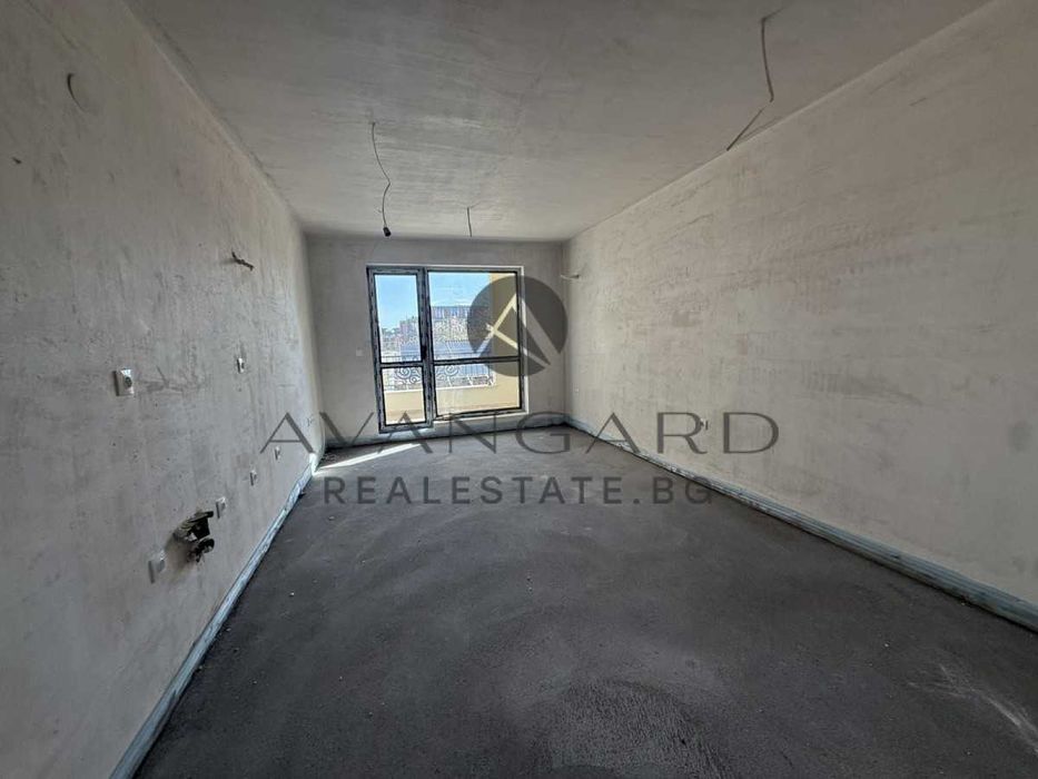 оф.25624 Тристаен луксозна сграда Гребна база