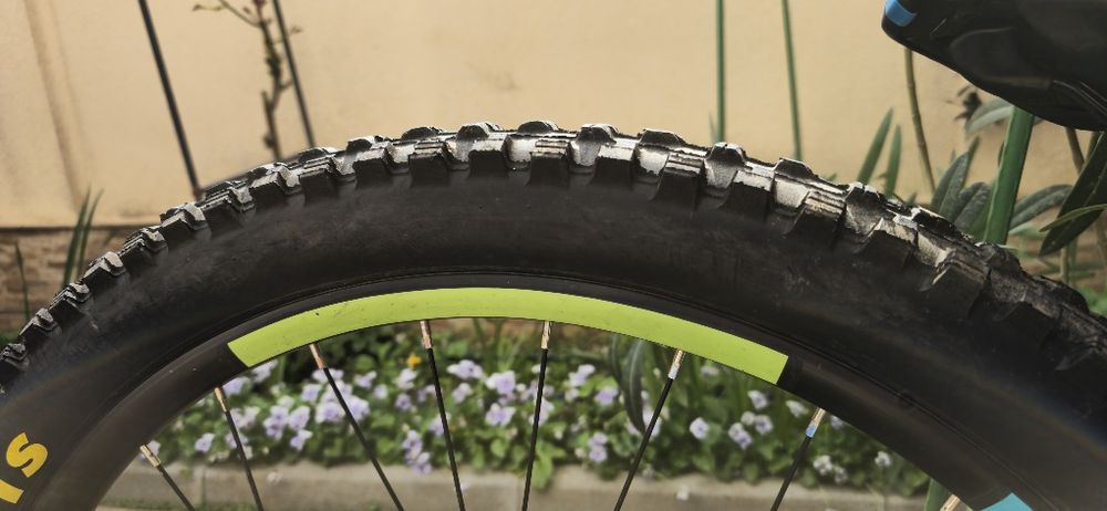 Колело Cube Acid race 26-27.5 mullet въздушна вилка