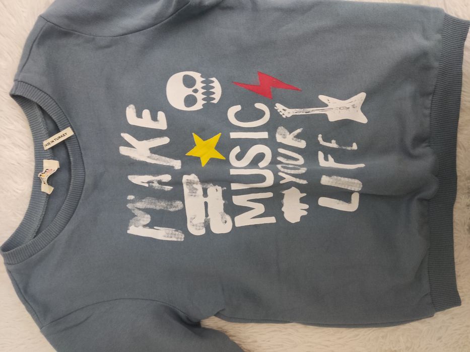 Продам вещи для мальчика на 6-7 лет