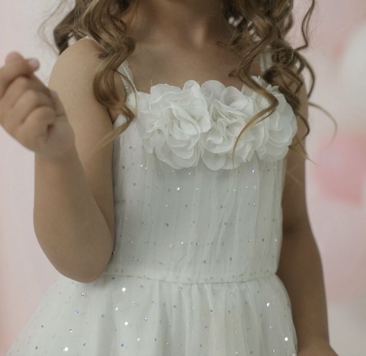 Платье на девочку