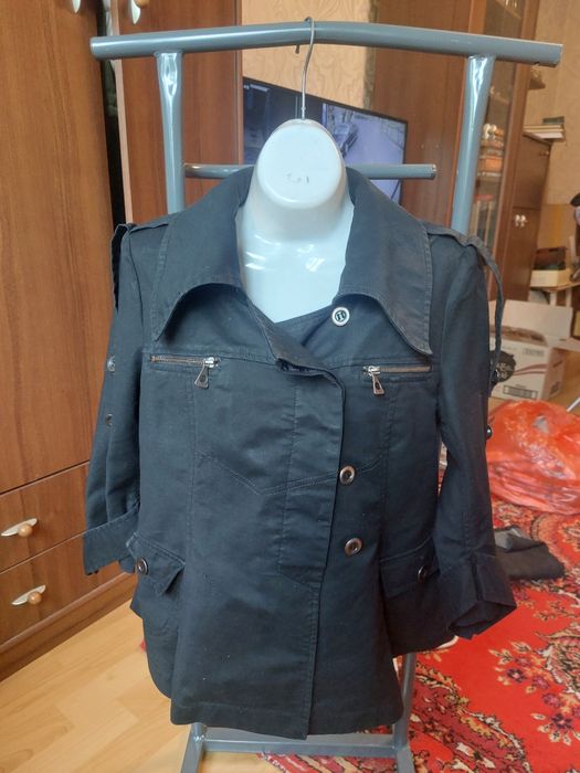 Продам ветровки костюмы