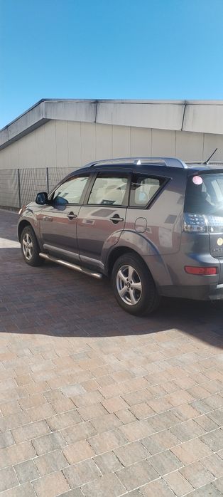 Vand Mitsubishi Outlander II 2008
