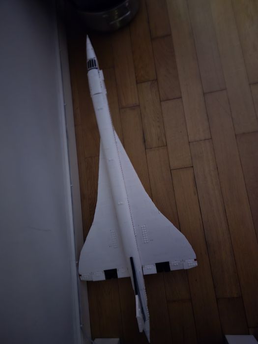 Продам LEGO Concorde
