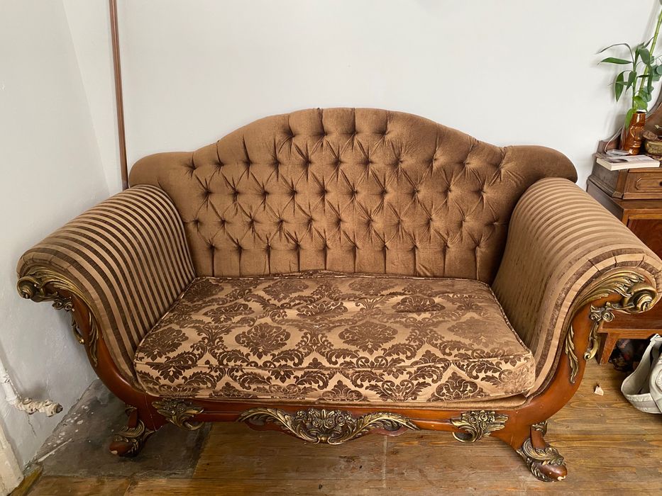 Canapea art deco