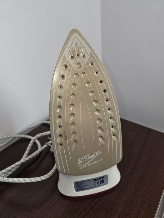 Fier de călcat cu aburi Tefal