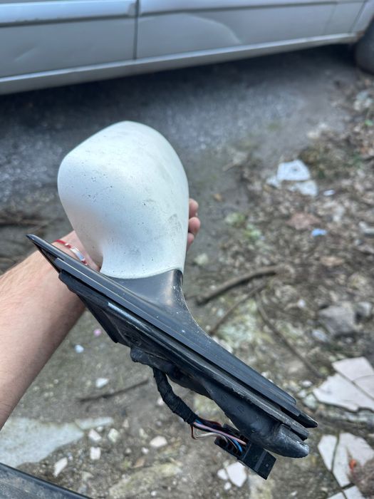 Ляво огледало за ауди А3 8L бяло