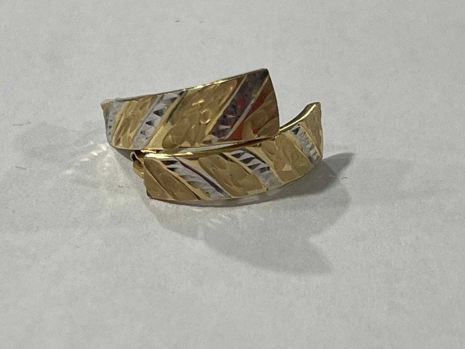 Златни обеци 1.5 гр 585