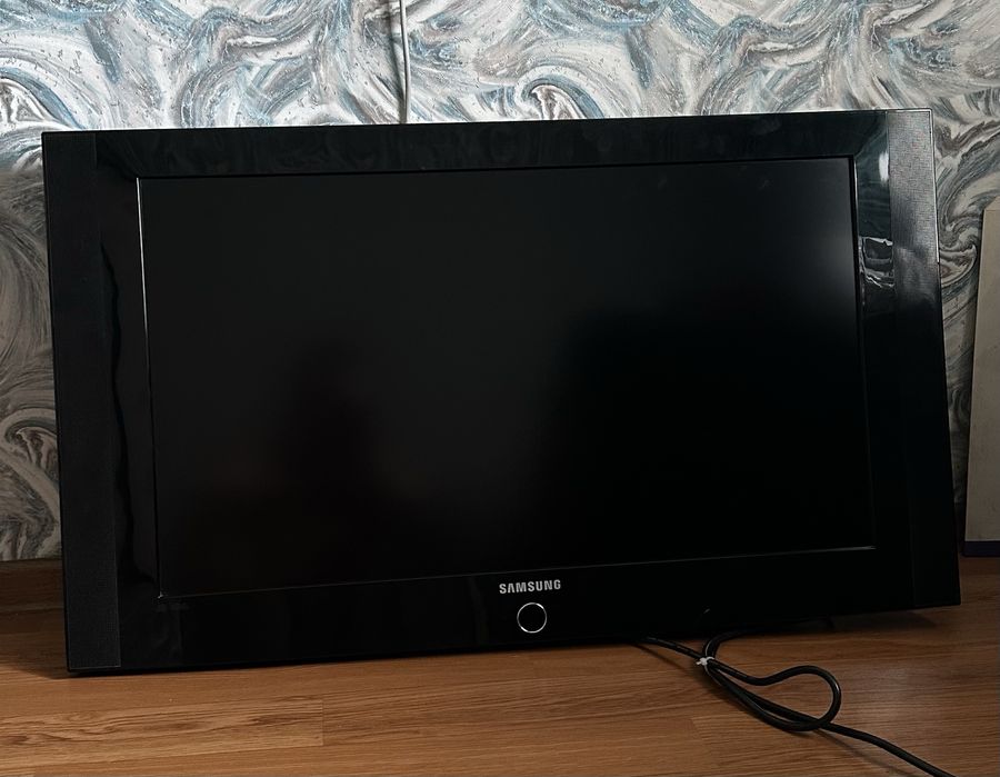Телевизор Samsung