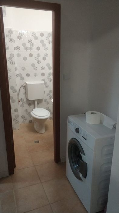 Închiriem Garsoniera in zona Pieței Râmnicu Sărat , Jud Buzău