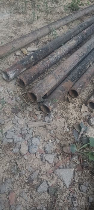 Прадается труба 32д , толшина 0.3мм