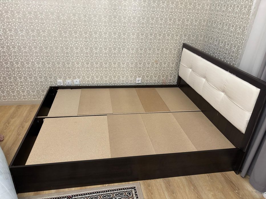 Кровать двуспальный