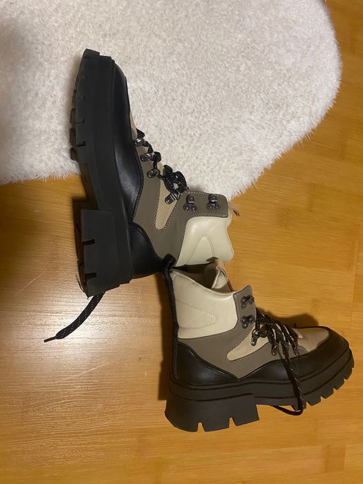 Cizme Zara, marimea 38.