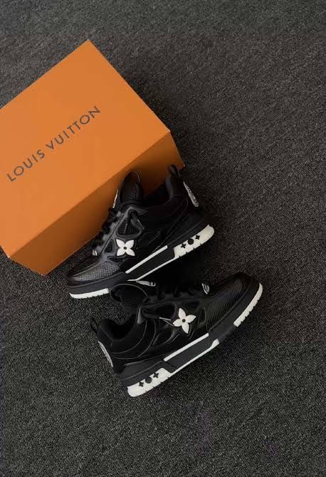 Louis Vuitton skate Full Box*calitate premium*