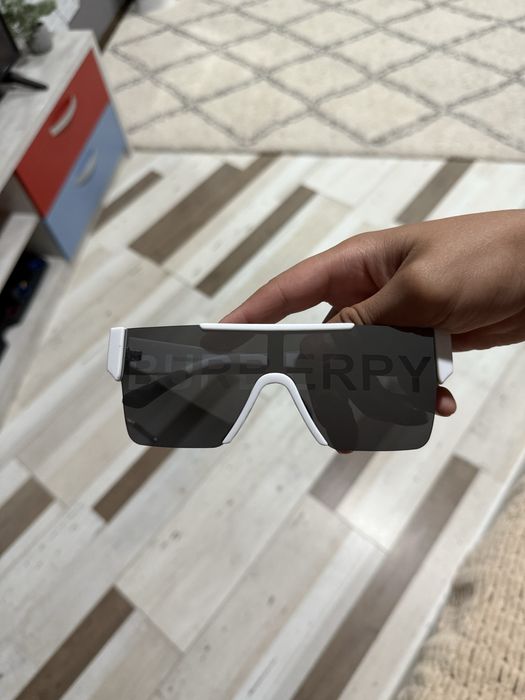 Burberry очила white