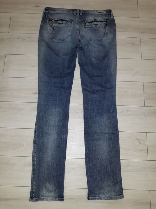 Продавам маркови дънки  Цени народни !!!