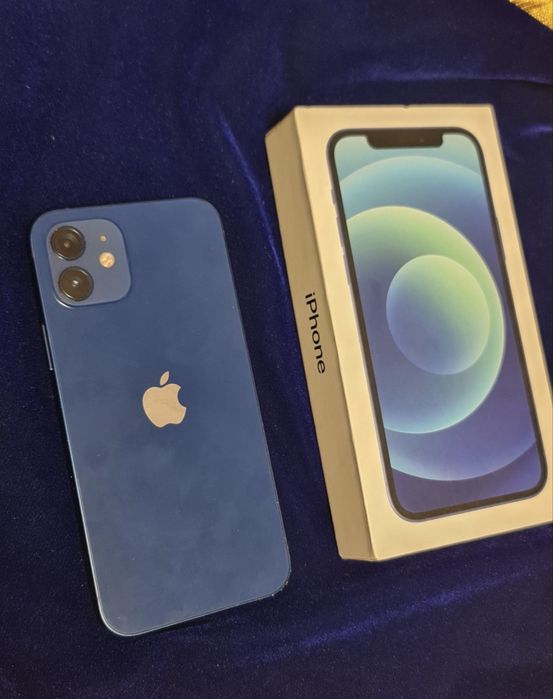 продам Айфон 12 мини