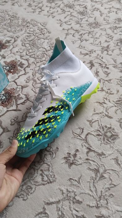 сороконожка Adidas Predator