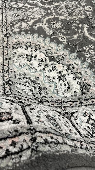 Продам ковер 3 на 1,5